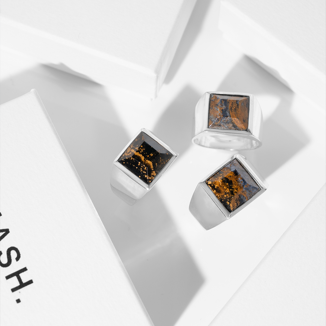 Pietersite square ring