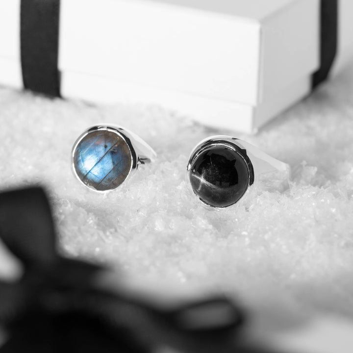 Black Star  Round Cabochon ring
