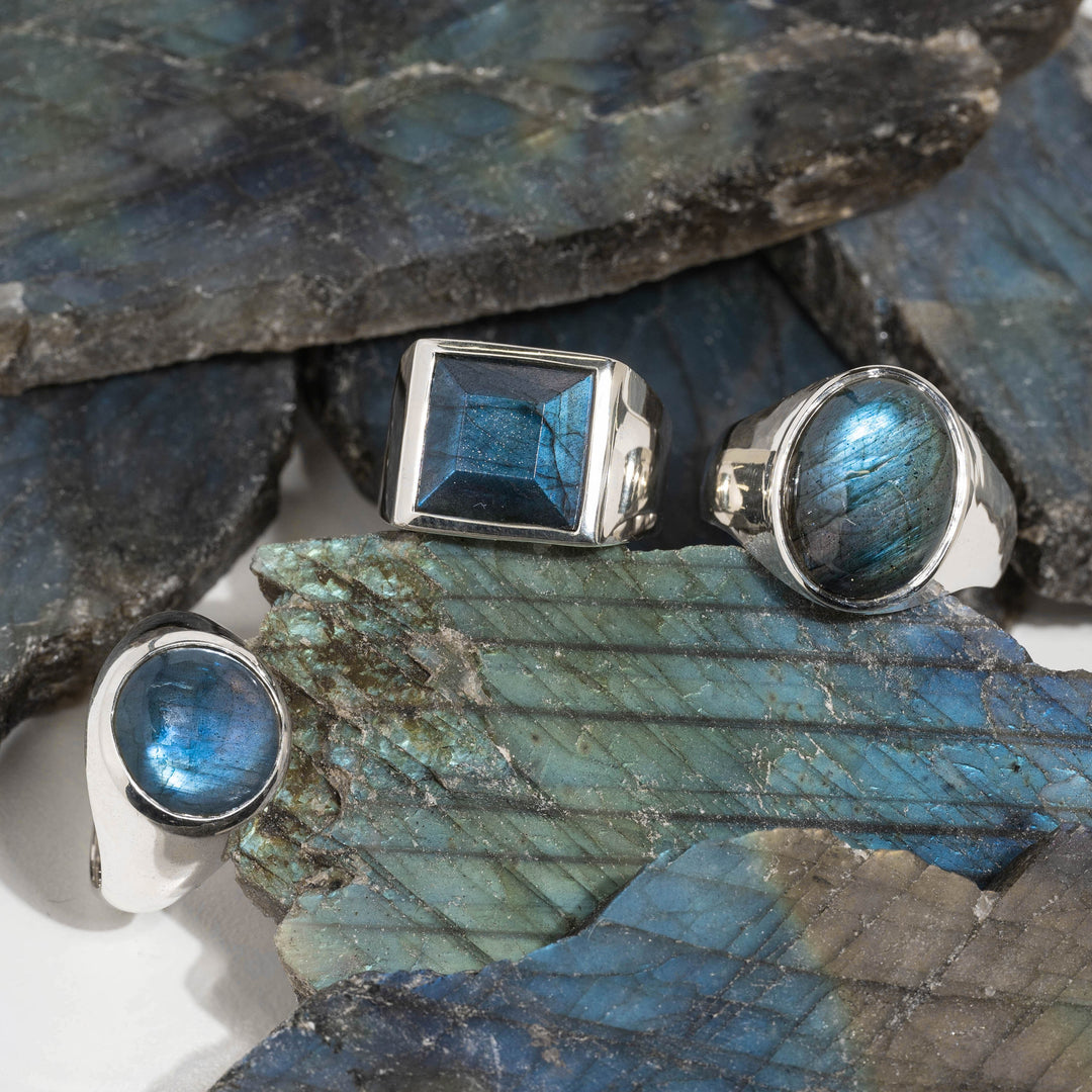 Labradorite  Oval Cabochon ring