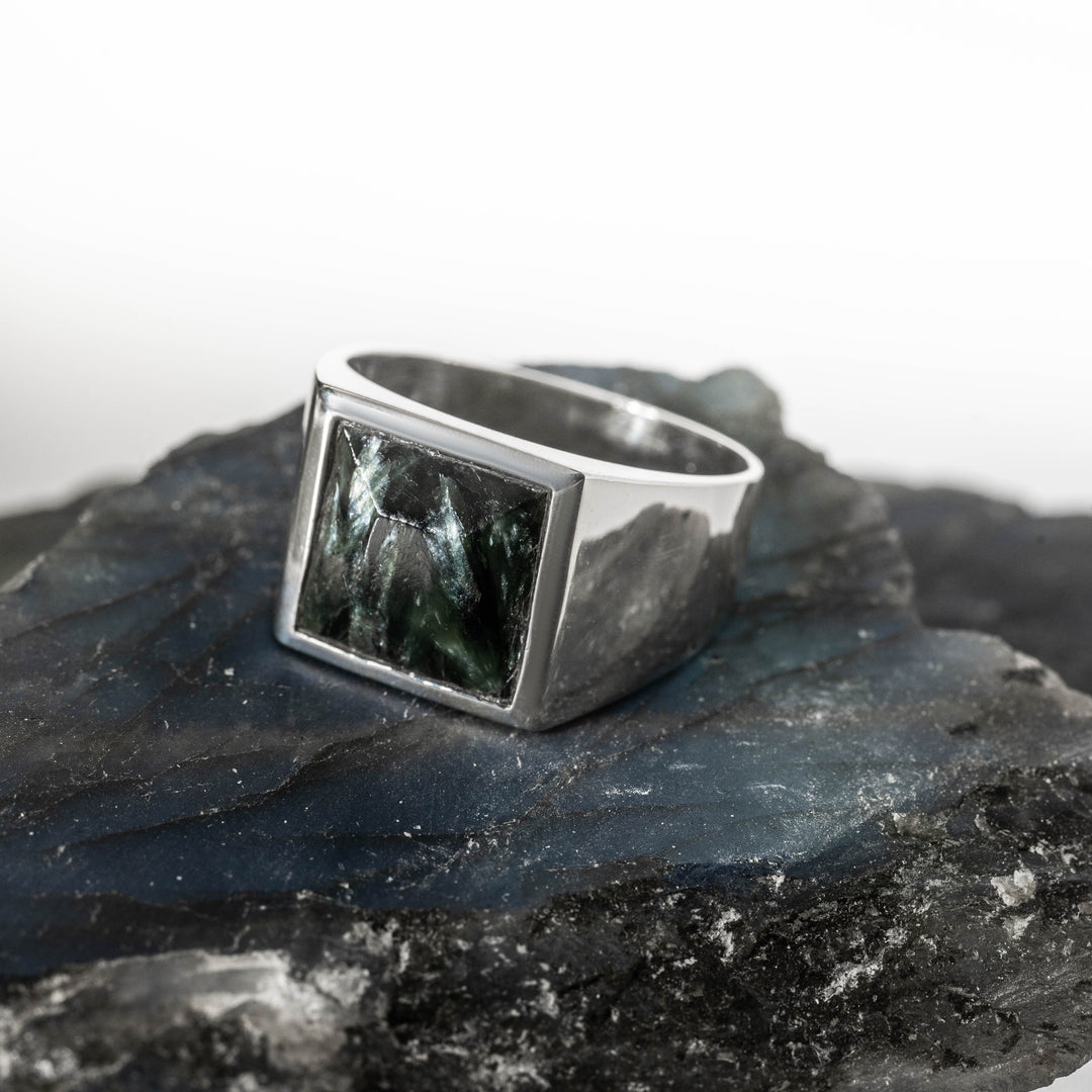 Seraphinite square ring
