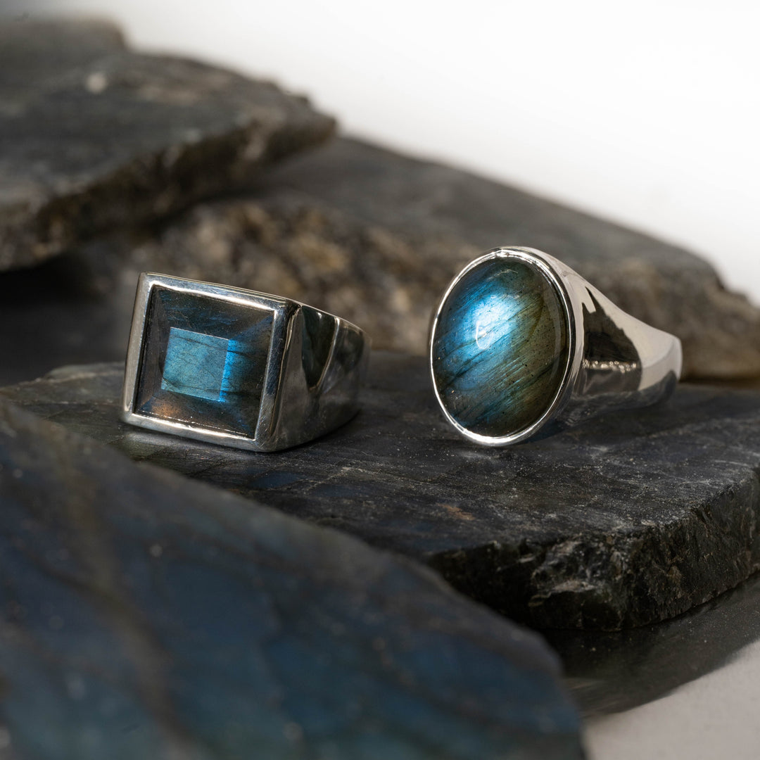 Labradorite  Oval Cabochon ring