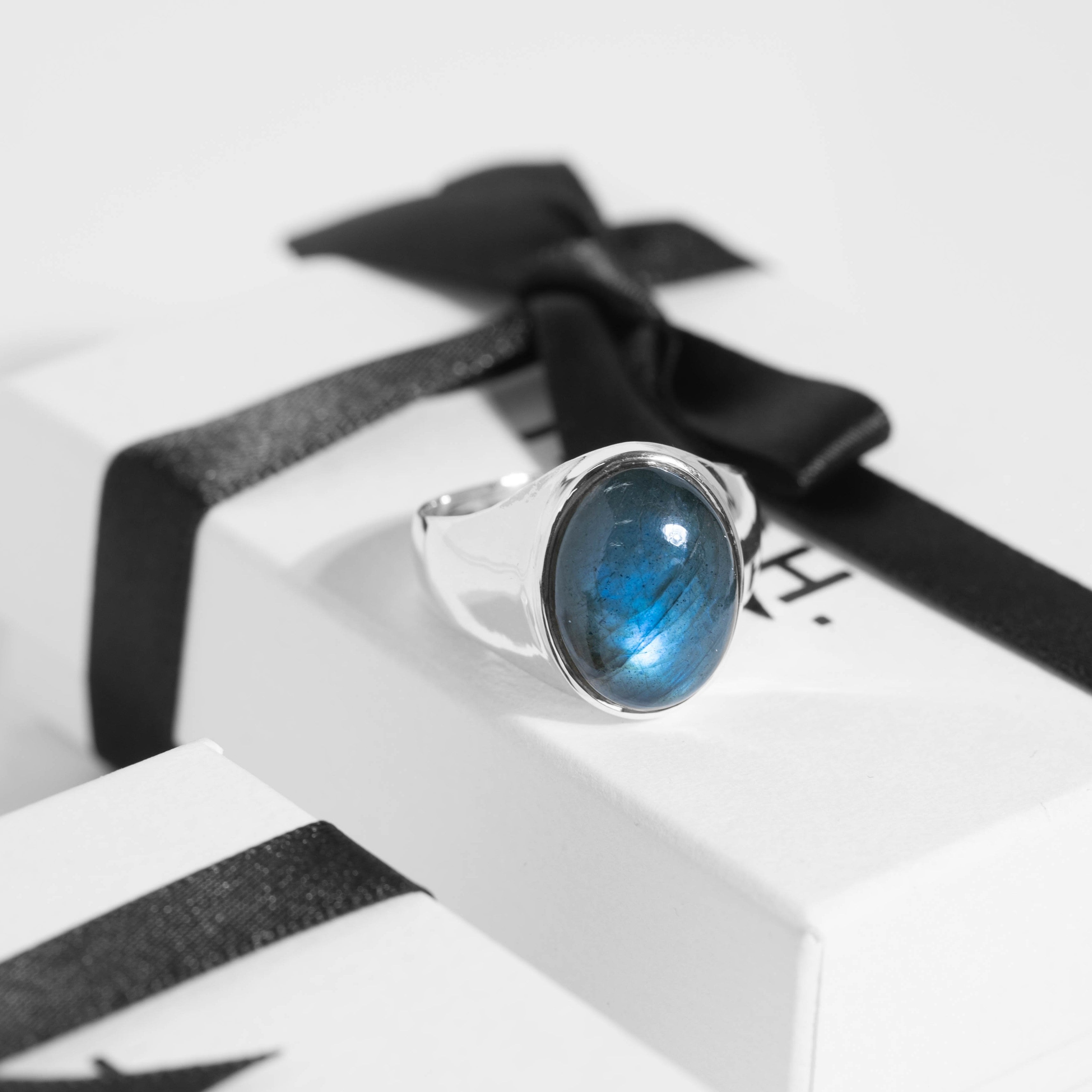 美品16号 HASH. ラブラドライト シルバーリング 美品16号 HASH. ラブラドライト シルバーリング