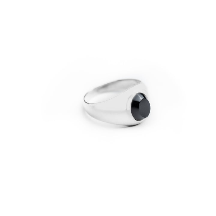 Black onyx oval cut ring