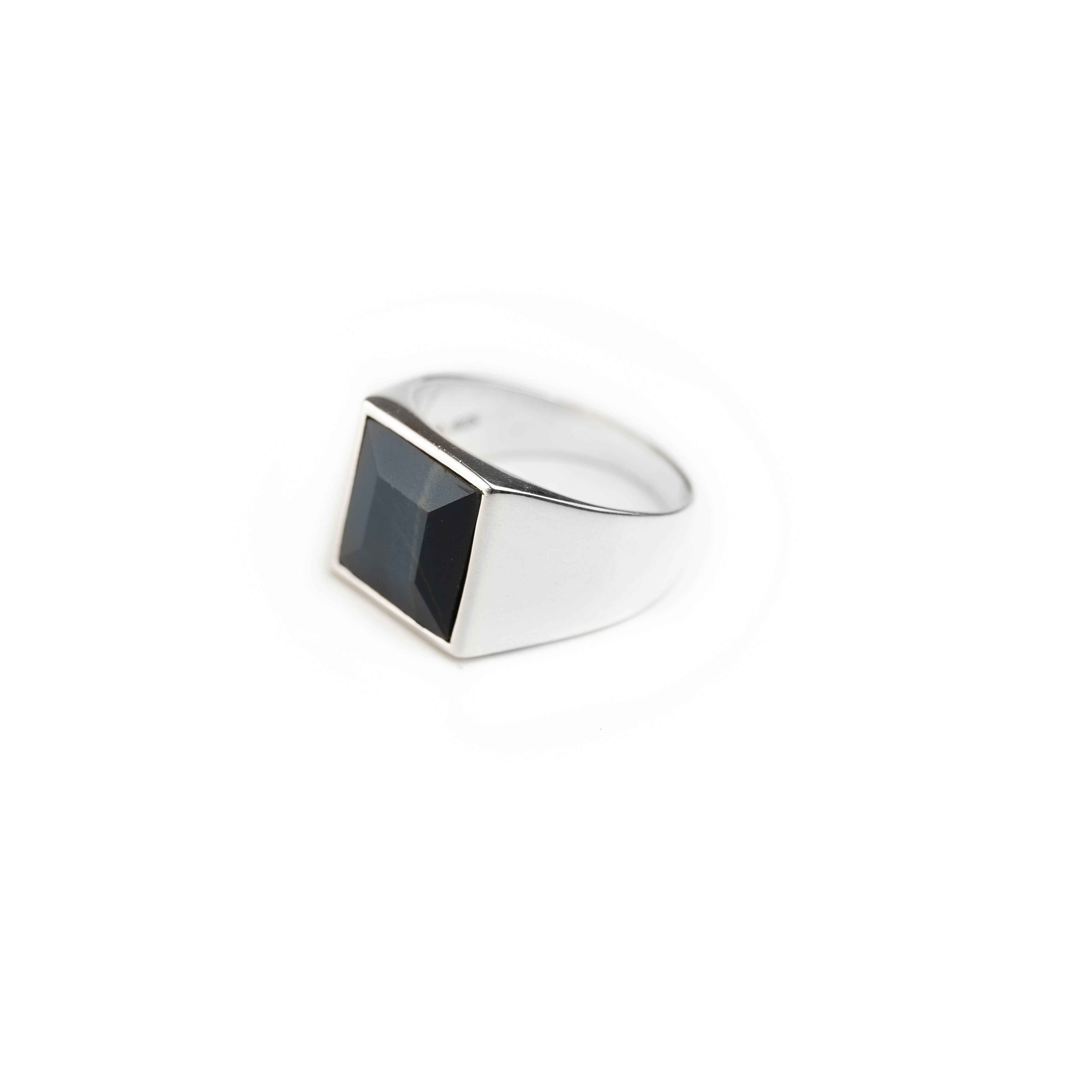 Blue Tiger Eye square ring – HASH.